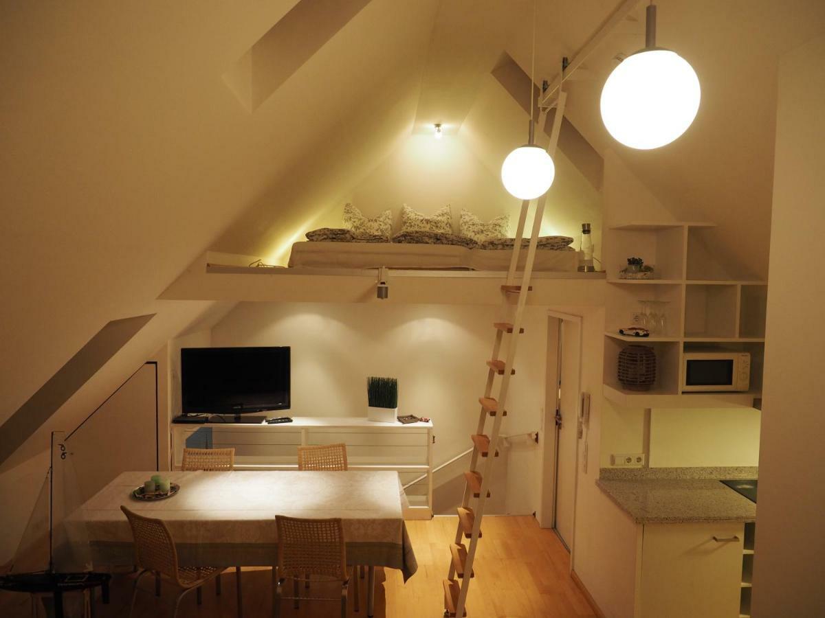 B8 - Just A Private Accommodation Dusseldorf Luaran gambar